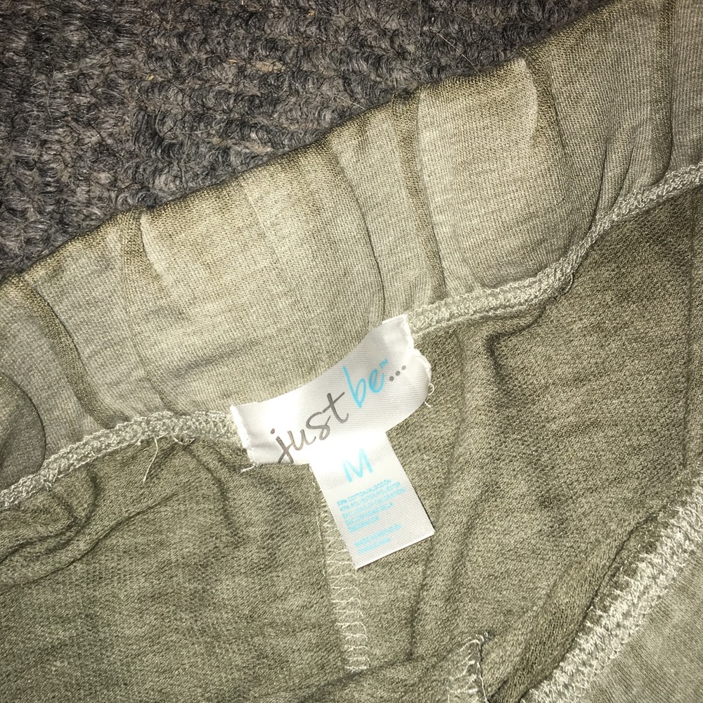 Joggers - Picture 3 of 4